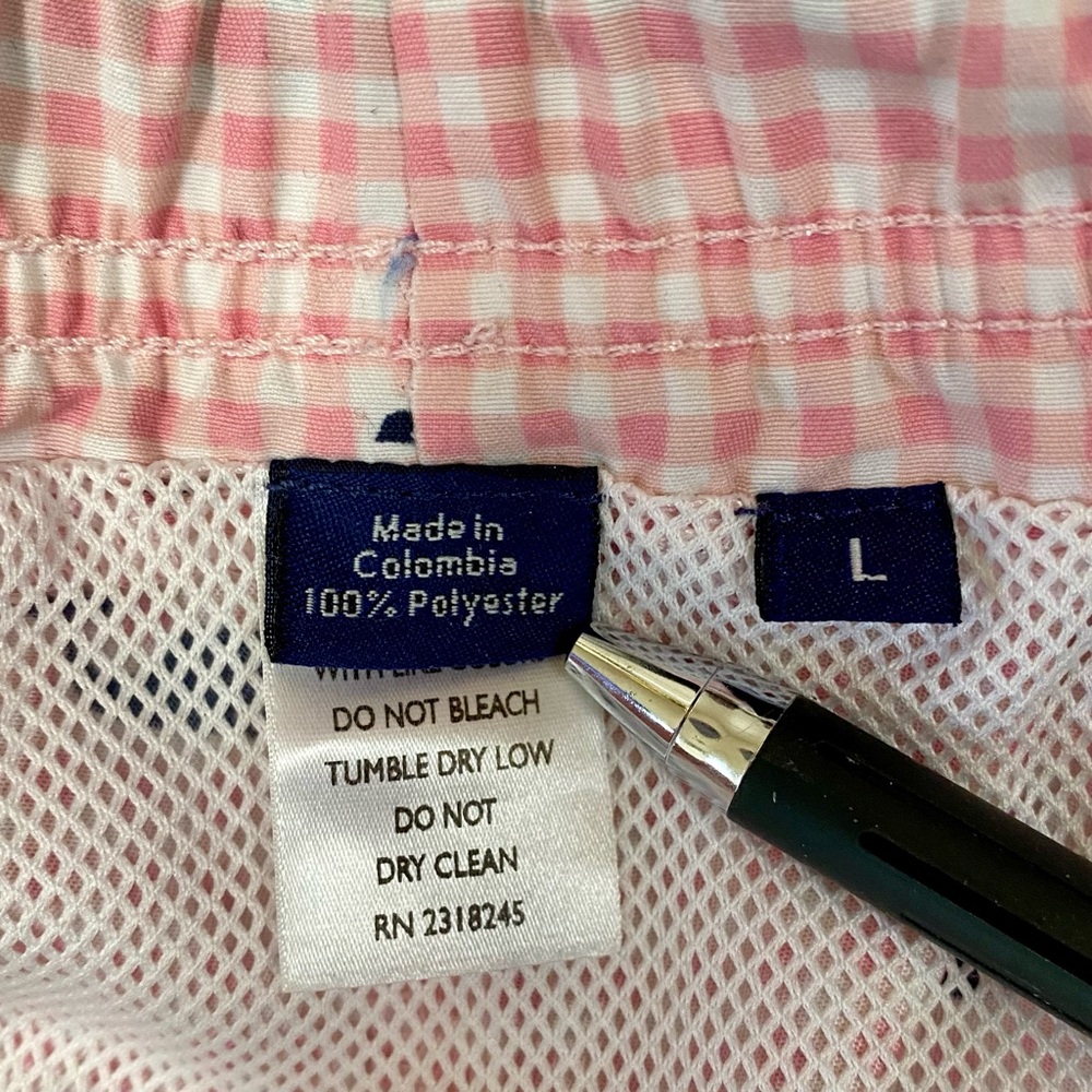 Vineyard Vines Swim Trunks Men’s Large Pink Checkered Whale Lined Shorts - Picture 7 of 9